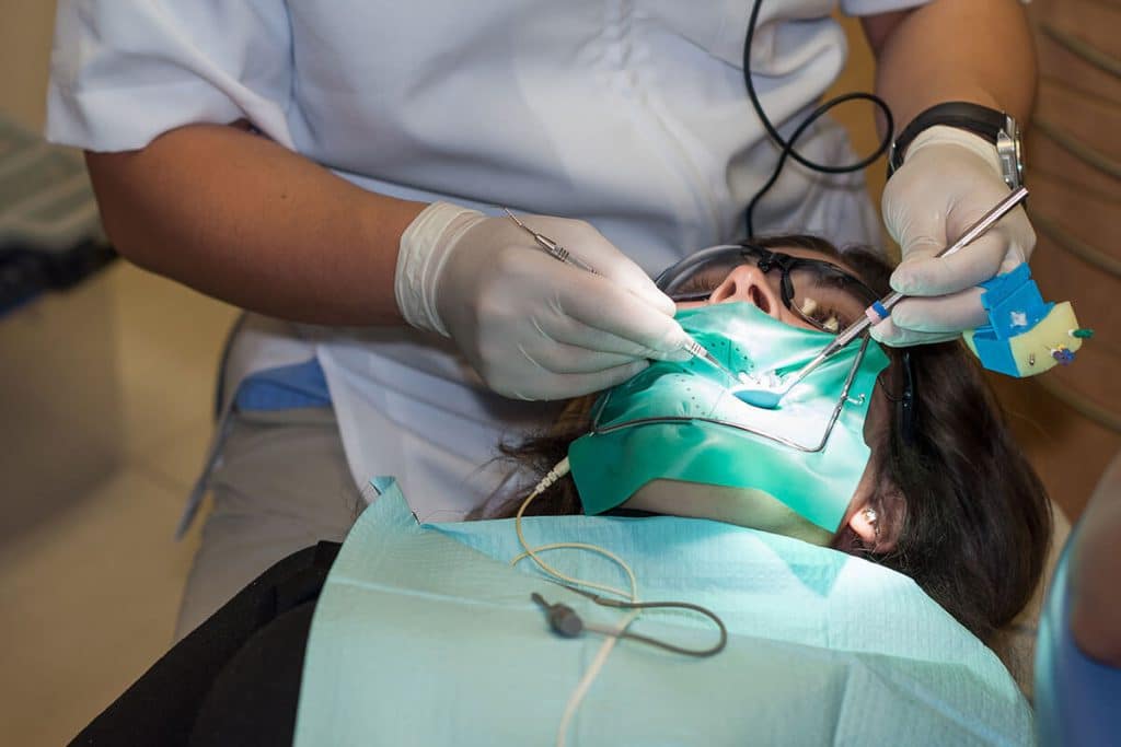 Root Canal vs Extraction: What to Consider